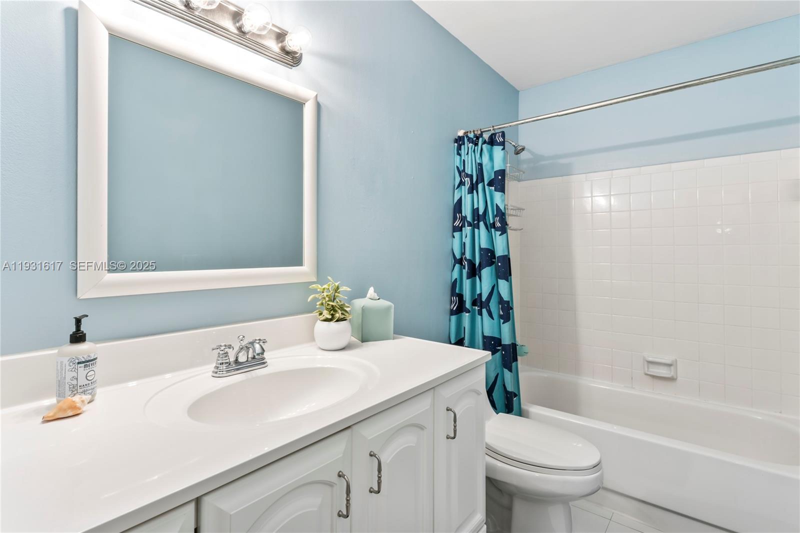 AMERICAN HOMES AT BOCA RA - Residential