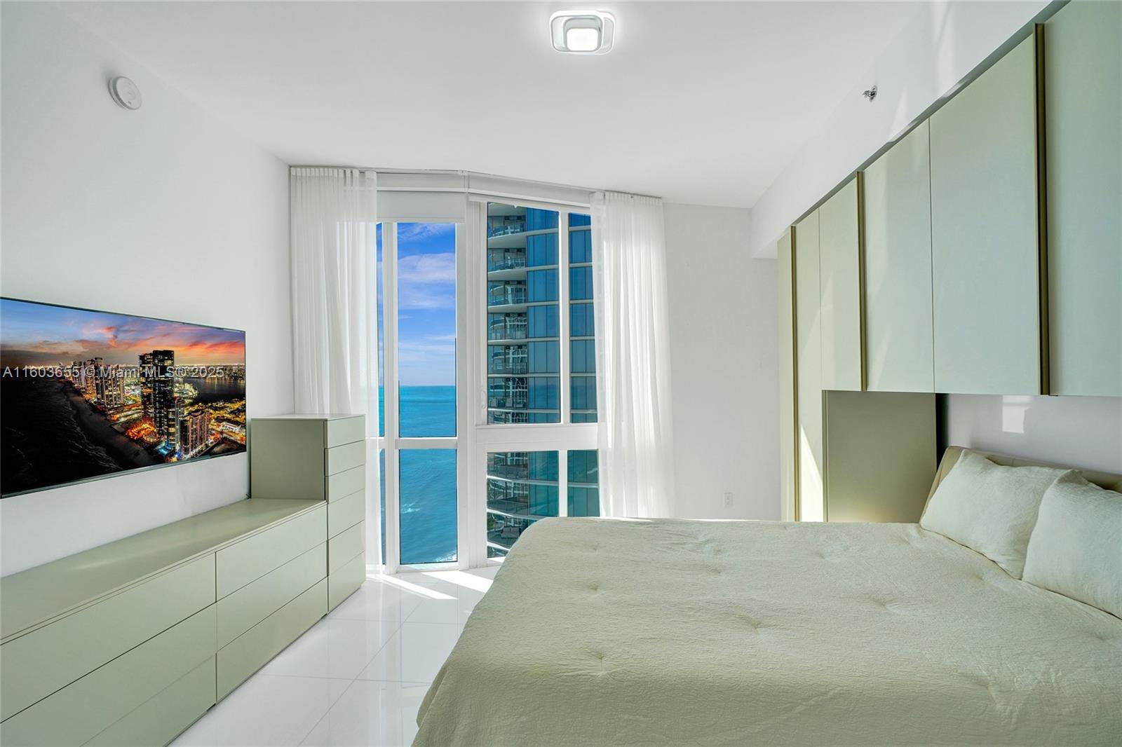 TDR TOWER III CONDO - Residential Lease