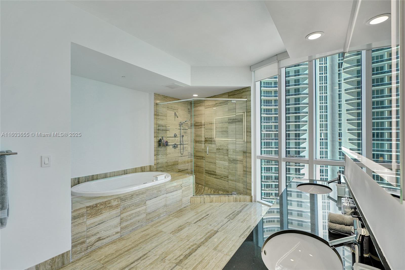 TDR TOWER III CONDO - Residential Lease