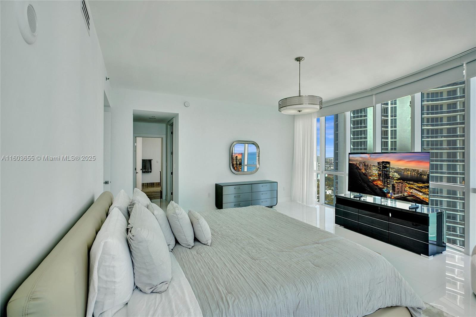 TDR TOWER III CONDO - Residential Lease