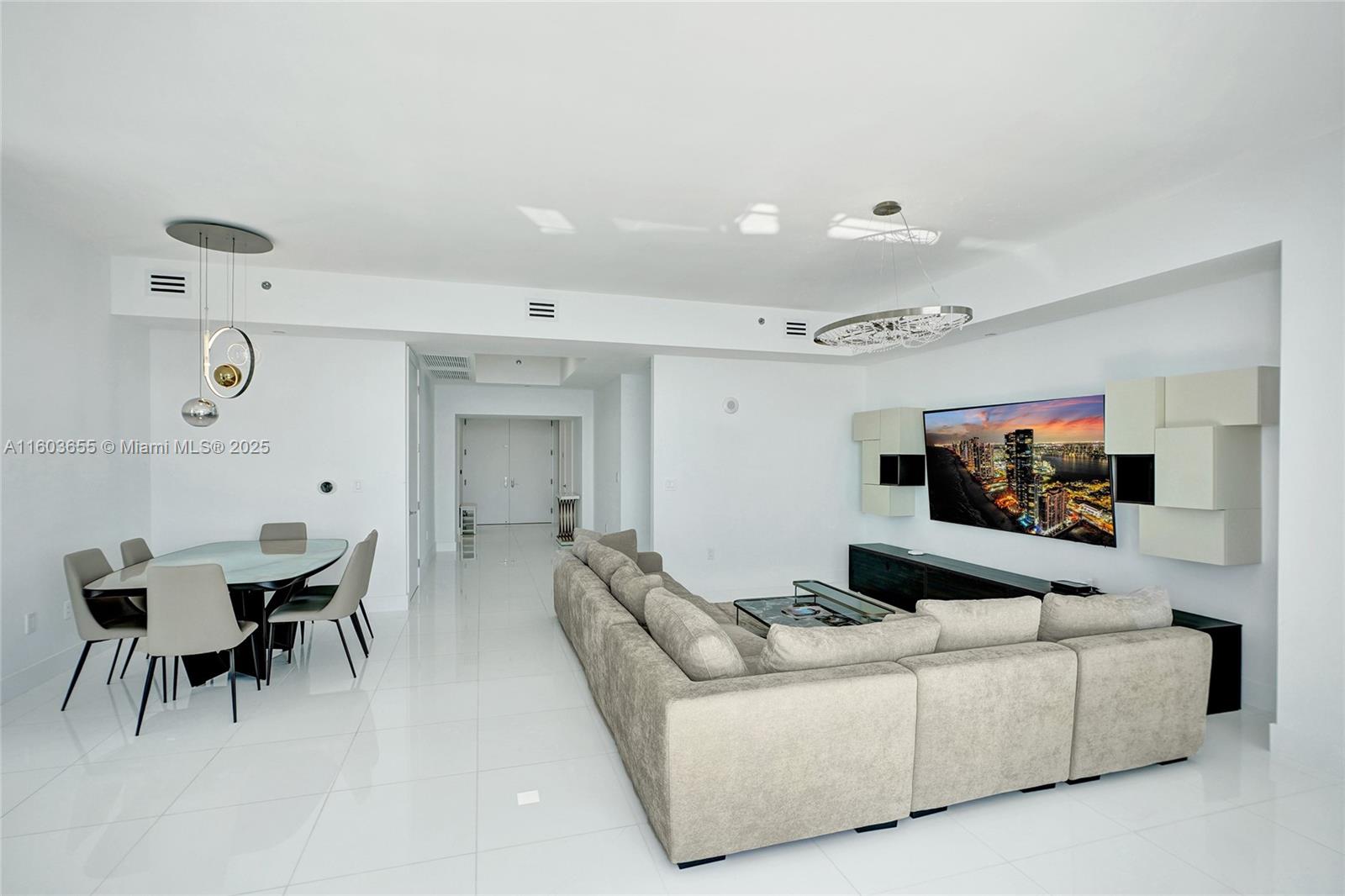 TDR TOWER III CONDO - Residential Lease