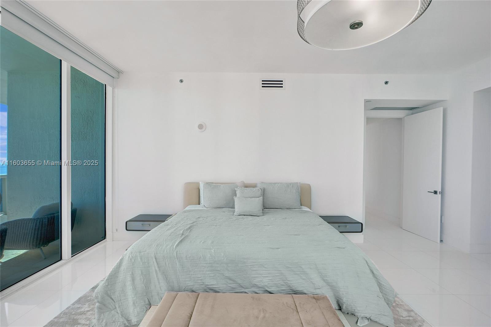 TDR TOWER III CONDO - Residential Lease