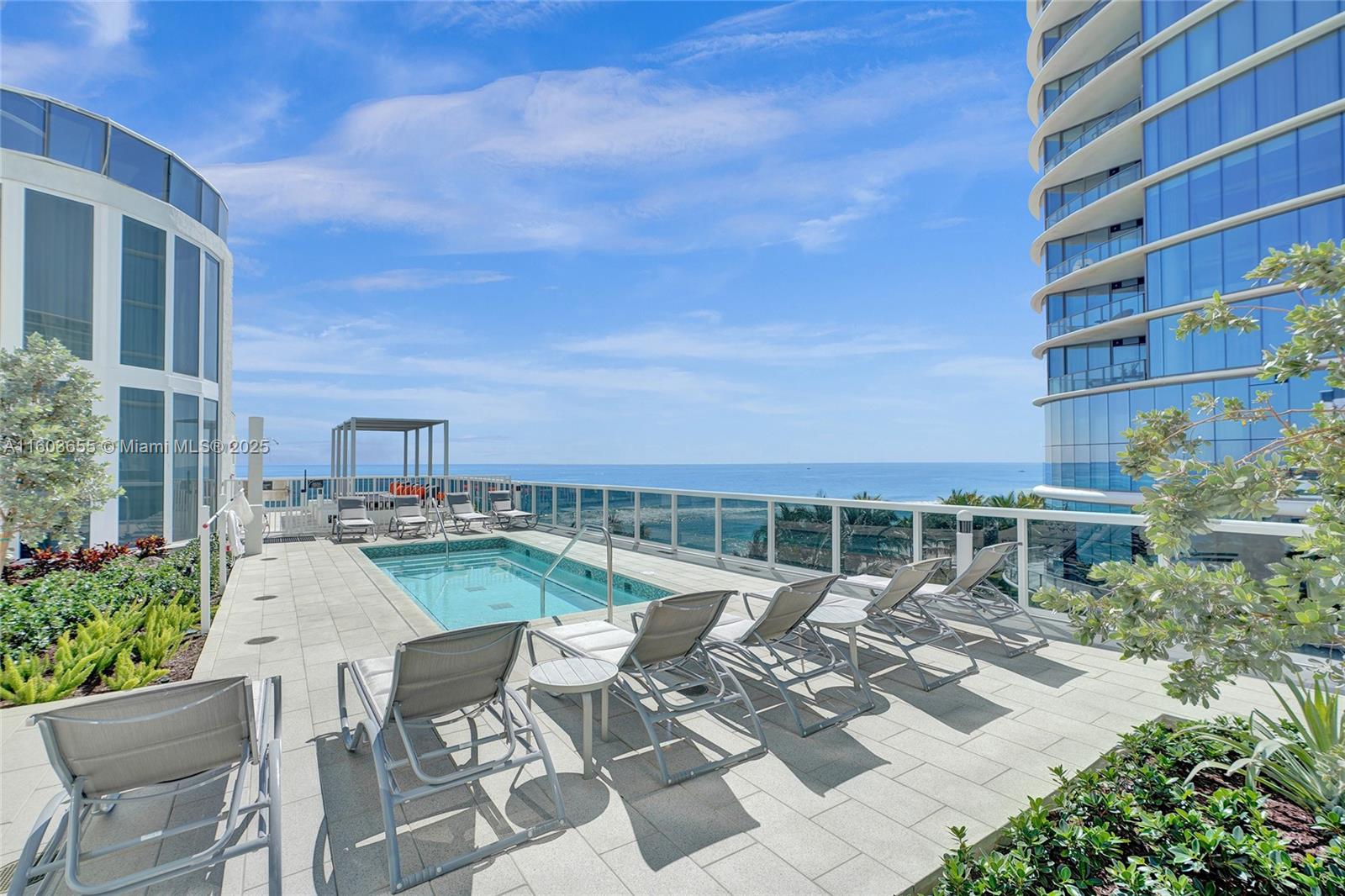 TDR TOWER III CONDO - Residential Lease