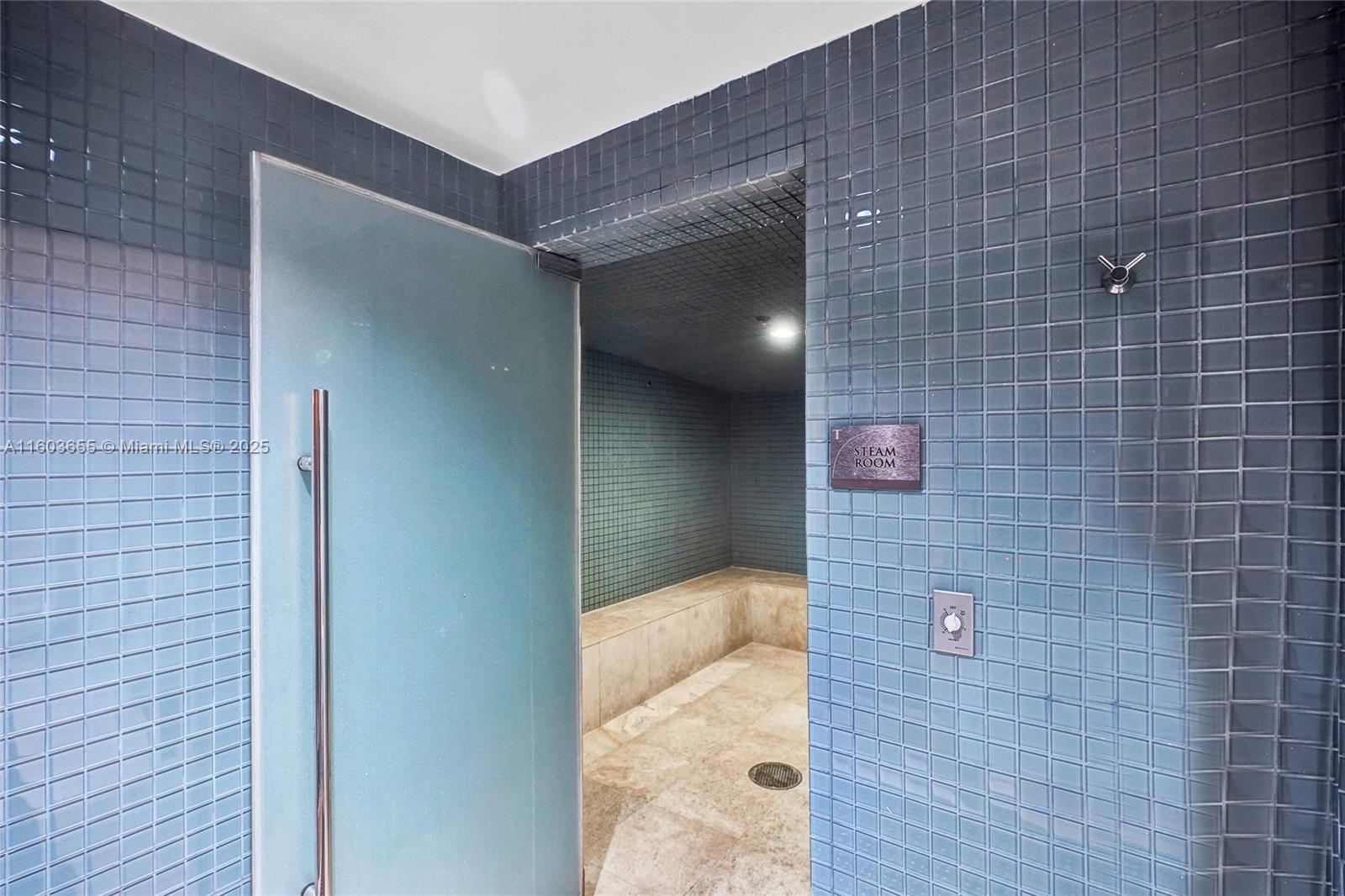 TDR TOWER III CONDO - Residential Lease