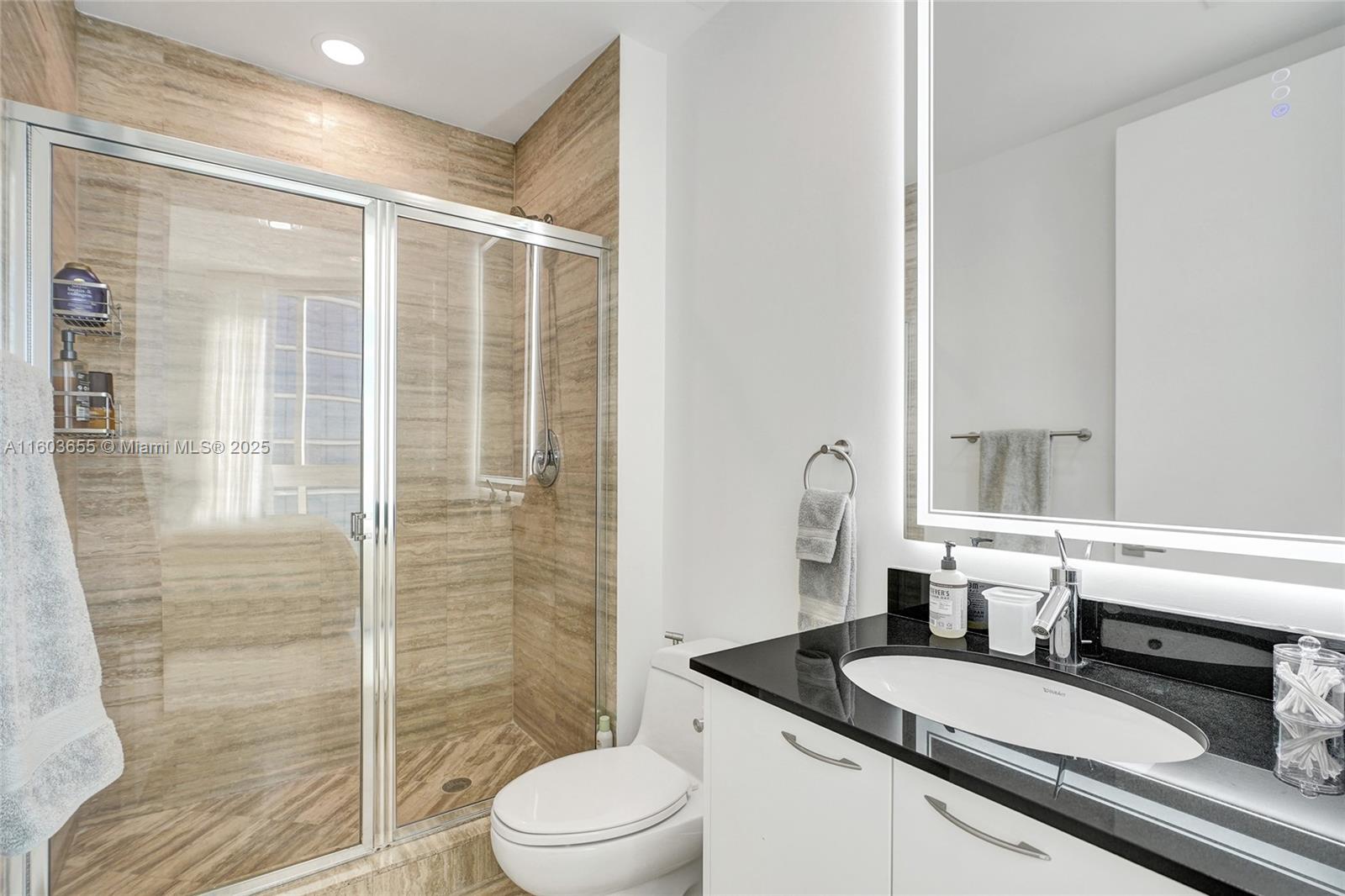 TDR TOWER III CONDO - Residential Lease