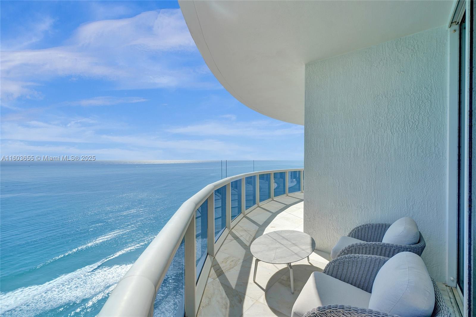 TDR TOWER III CONDO - Residential Lease