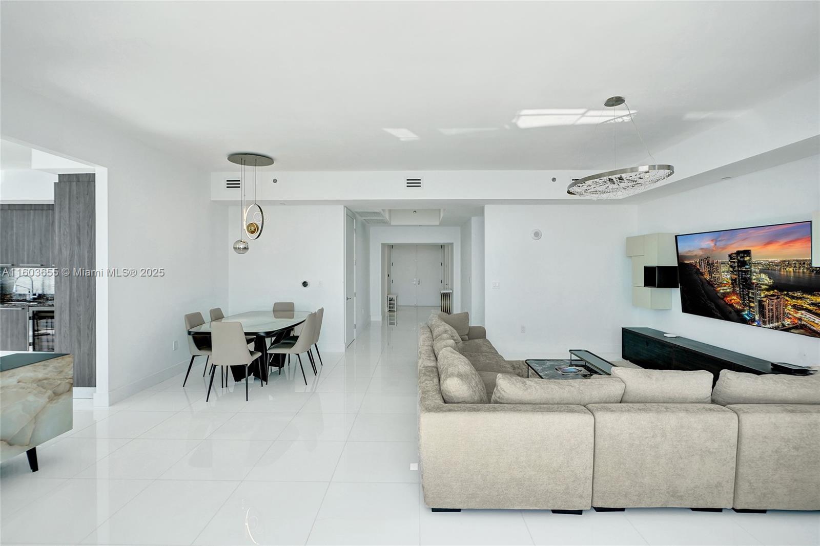 TDR TOWER III CONDO - Residential Lease