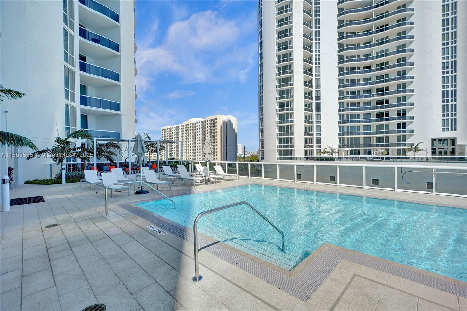 TDR TOWER III CONDO - Residential Lease