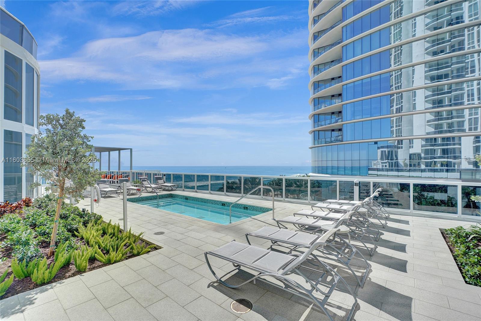 TDR TOWER III CONDO - Residential Lease