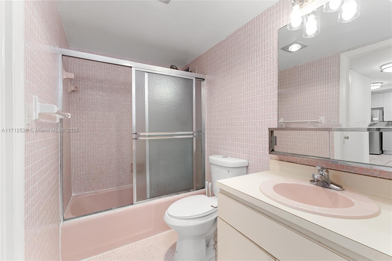 OCEAN POINT CONDO - Residential