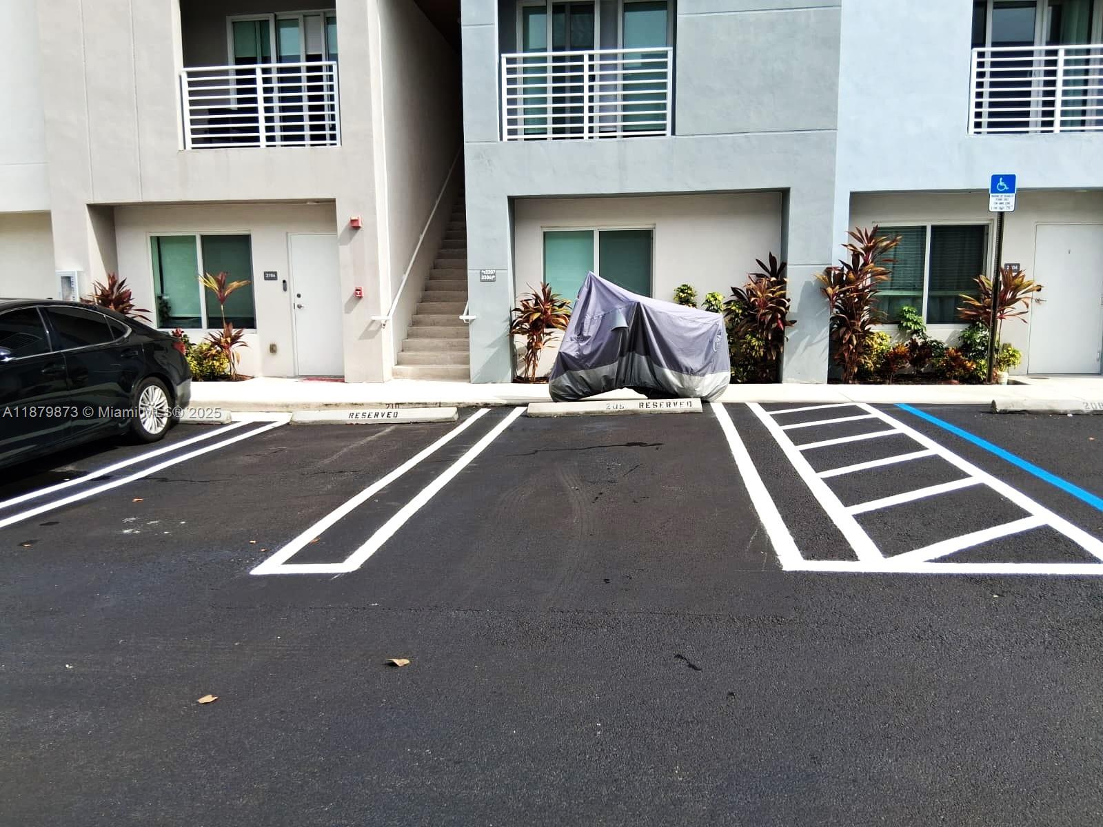 AVENTURA VILLAGE - Residential Lease