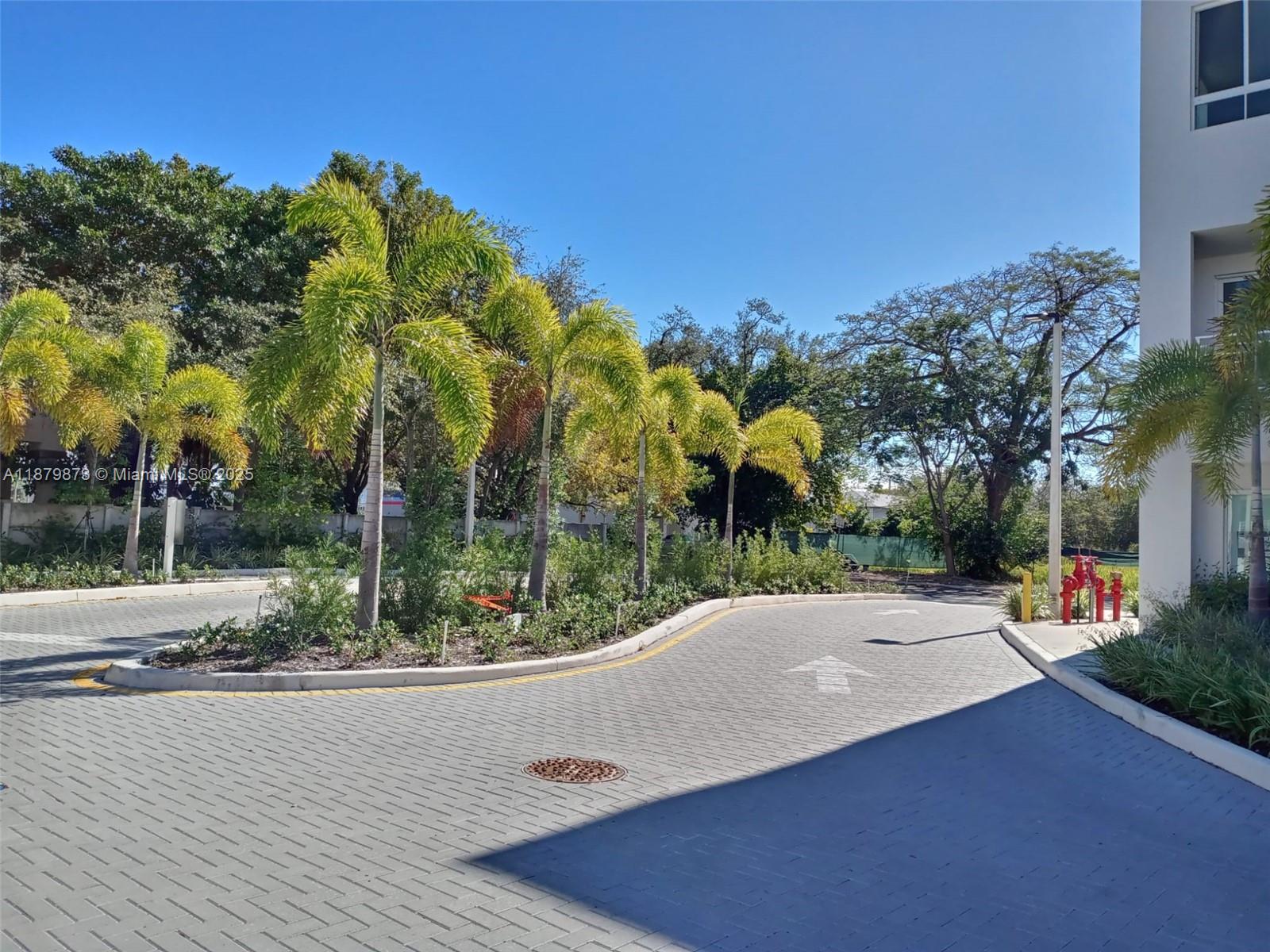 AVENTURA VILLAGE - Residential Lease