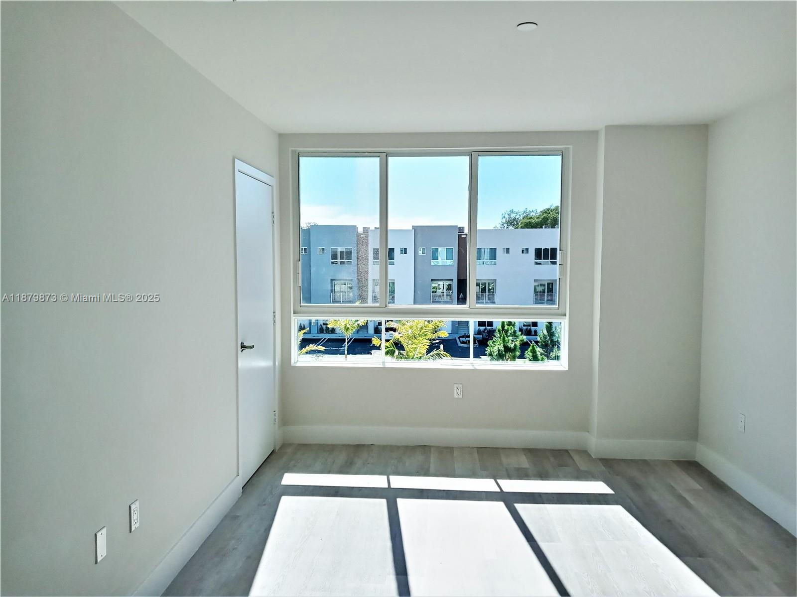 AVENTURA VILLAGE - Residential Lease