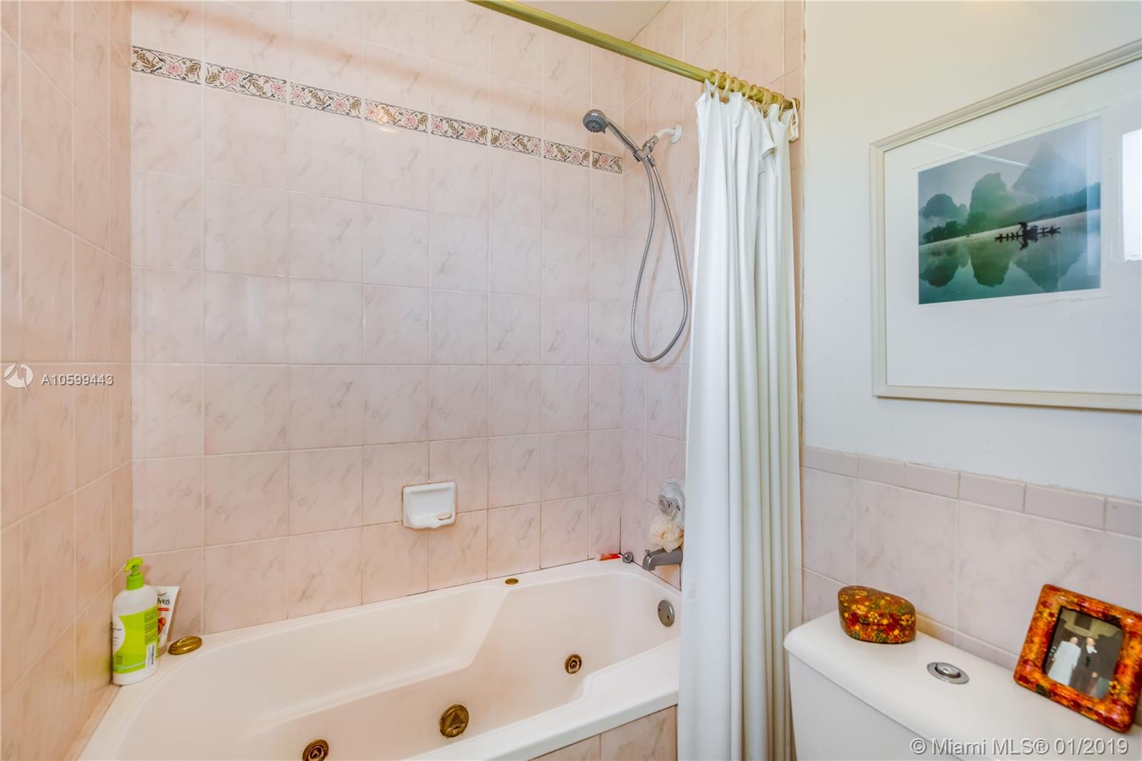 PALMETTO COUNTRY CLUB EST - Residential