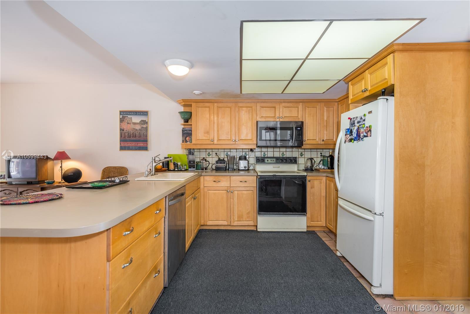 PALMETTO COUNTRY CLUB EST - Residential