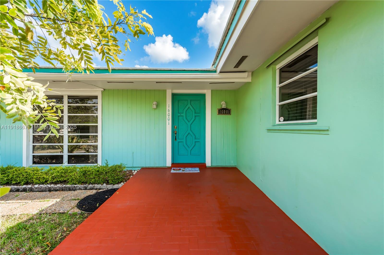 PALMETTO COUNTRY CLUB EST - Residential