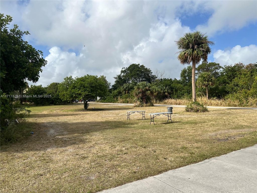 Photo of Hobe Sound, FL 33455 (MLS # A11711578)