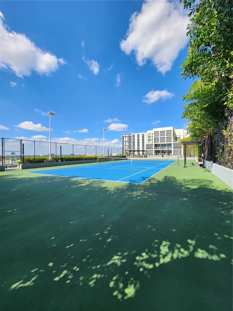 3401 MIDTOWN CONDO - Residential Lease