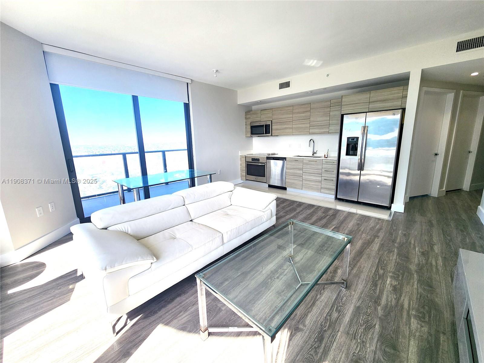 3401 MIDTOWN CONDO - Residential Lease