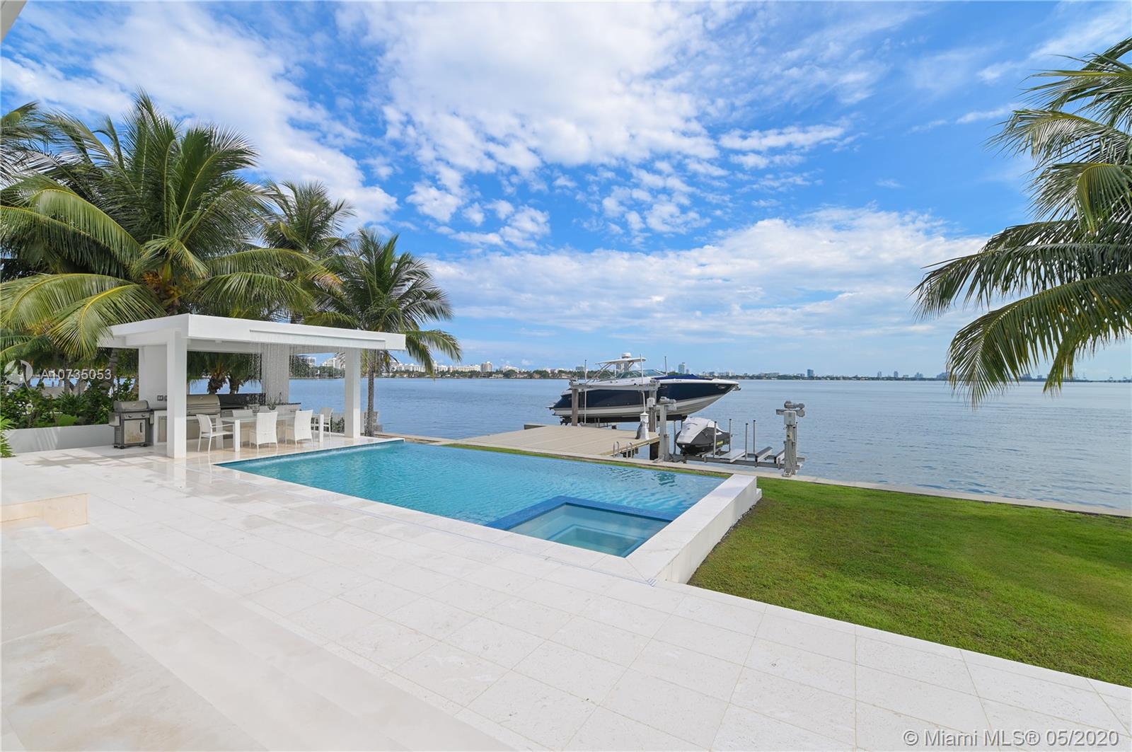 ISLE OF NORMANDY MIAMI VI - Residential