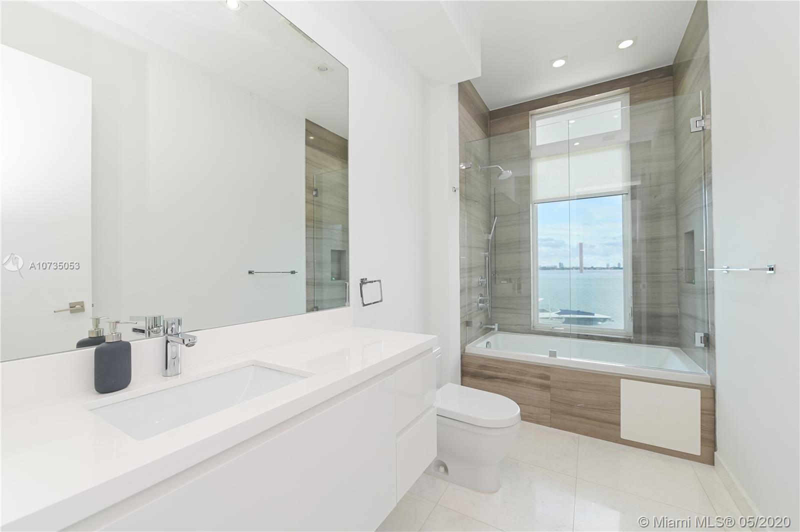 ISLE OF NORMANDY MIAMI VI - Residential