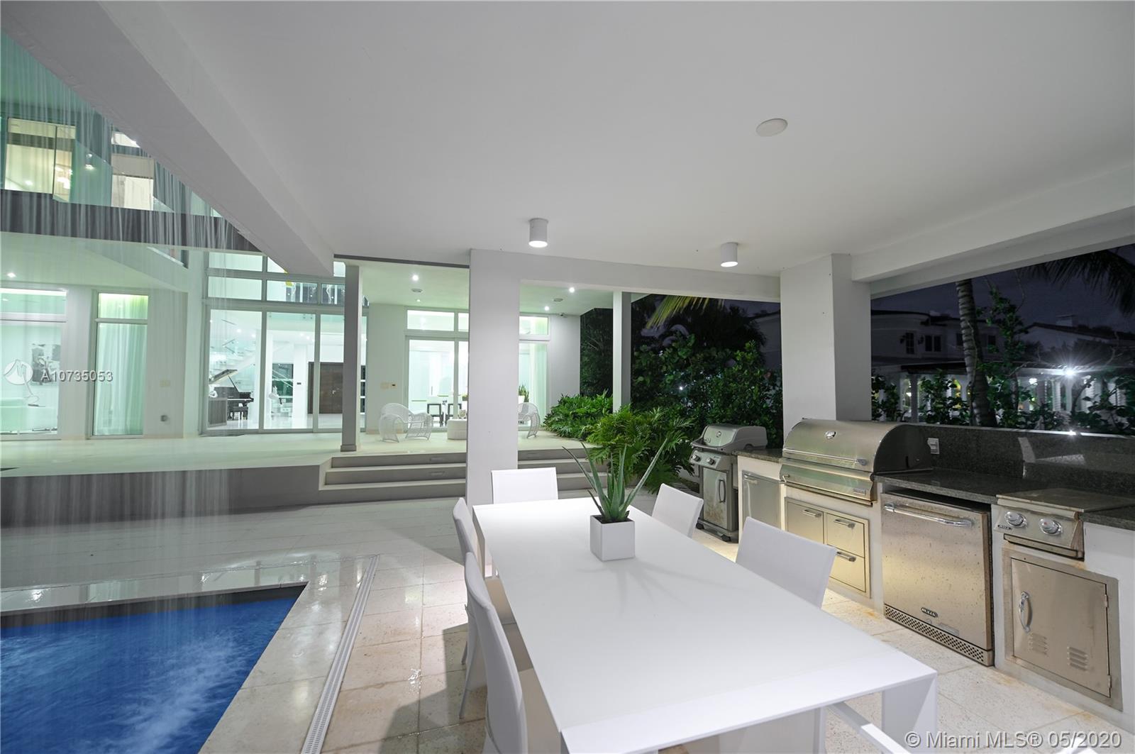 ISLE OF NORMANDY MIAMI VI - Residential