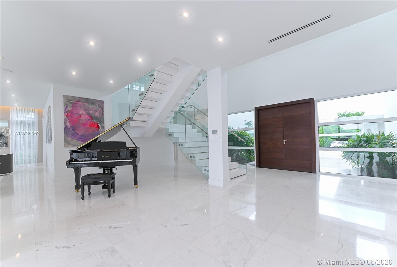 ISLE OF NORMANDY MIAMI VI - Residential