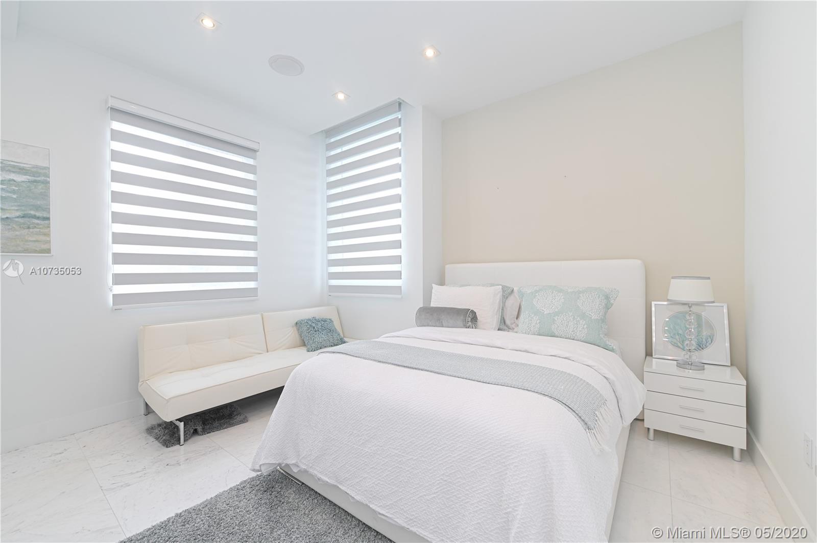 ISLE OF NORMANDY MIAMI VI - Residential