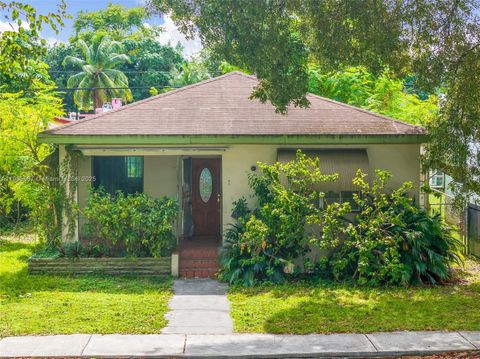 738 NW 47th St Miami FL 33127