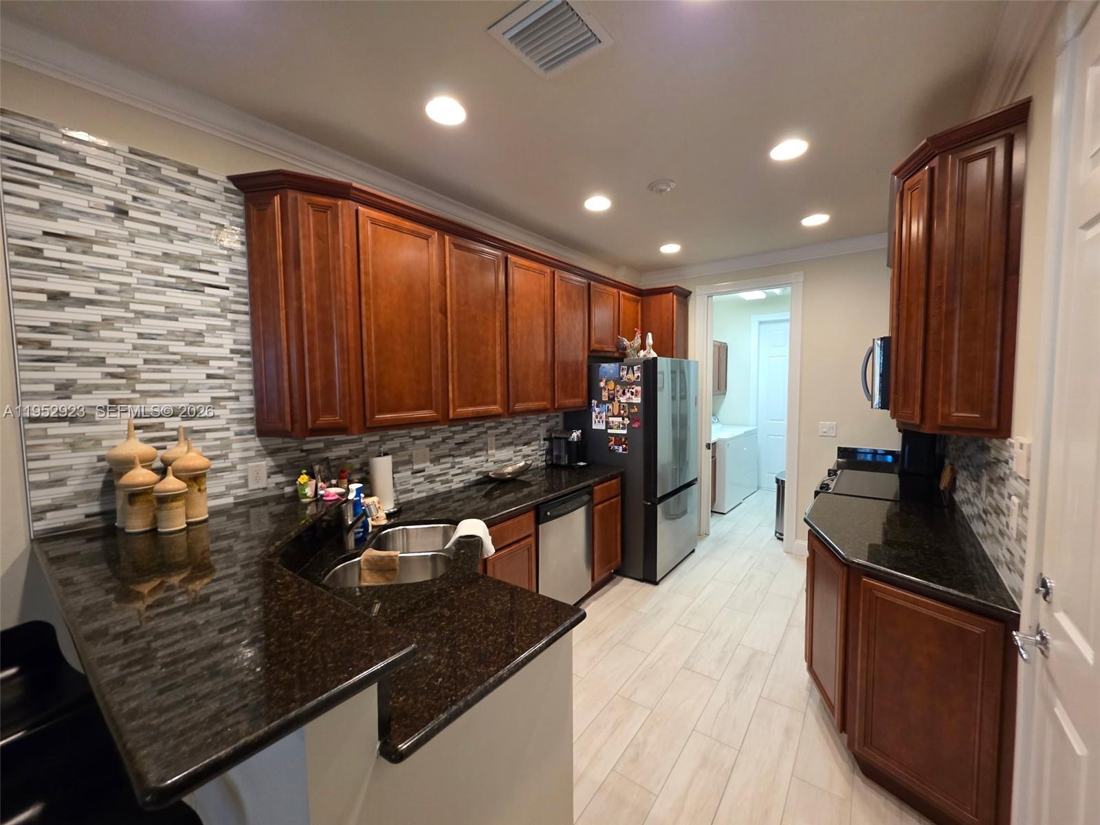 MALLORY CREEK AT ABACOA 1 - Residential