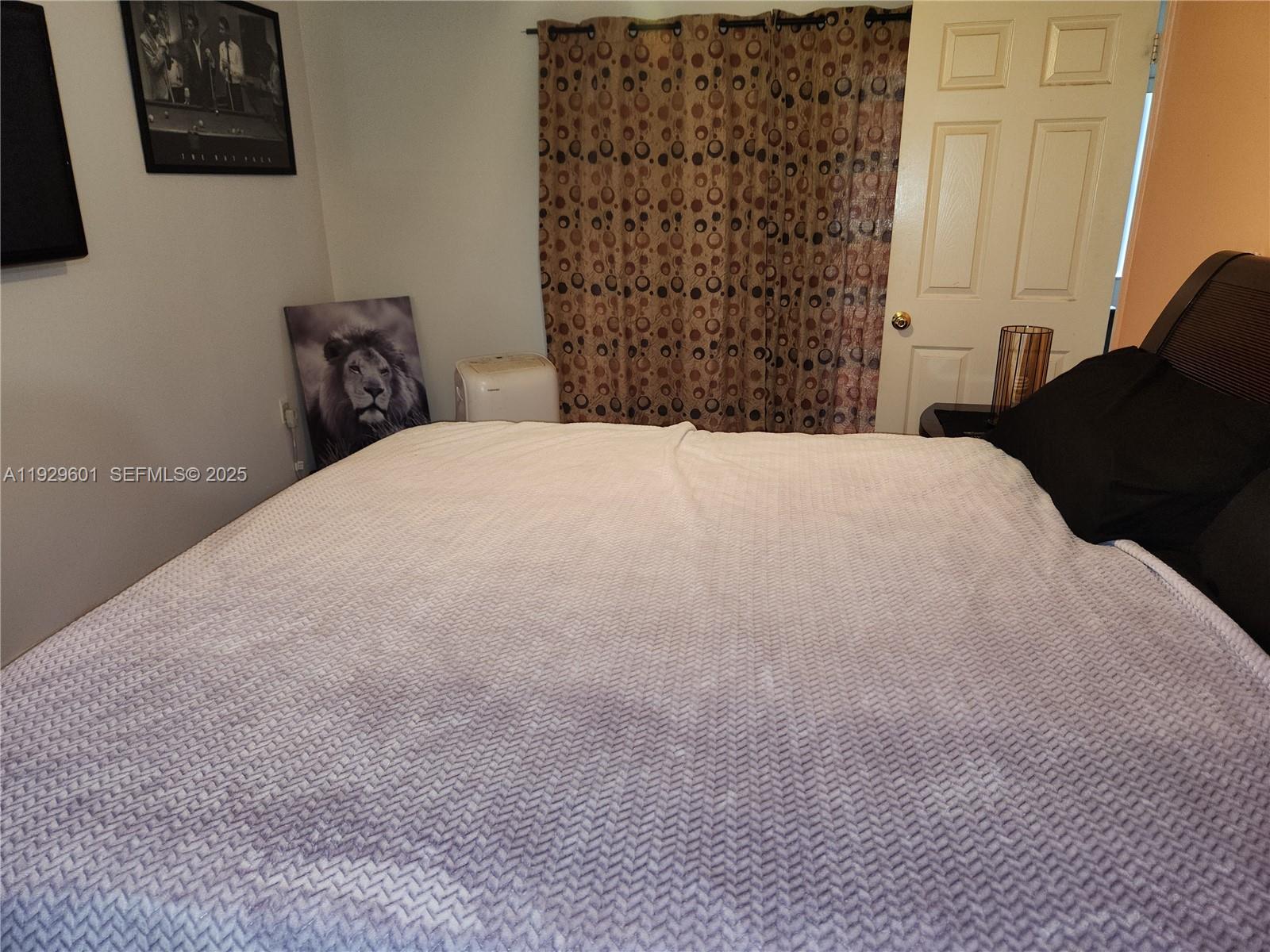 MONTEREY VILLAGE-TWO COND - Residential