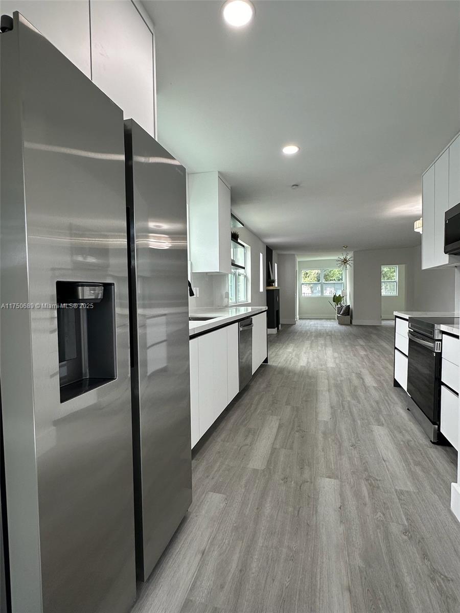 17TH AVE MANOR - Residential
