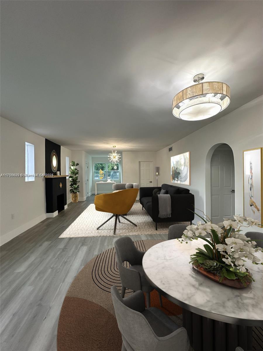 17TH AVE MANOR - Residential
