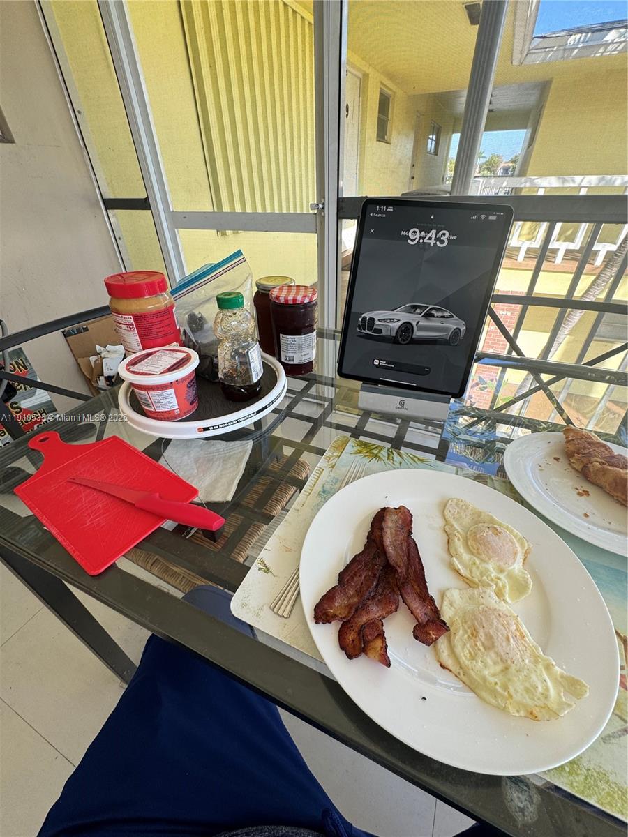 WESTCHESTER ARMS CO-OP - Residential