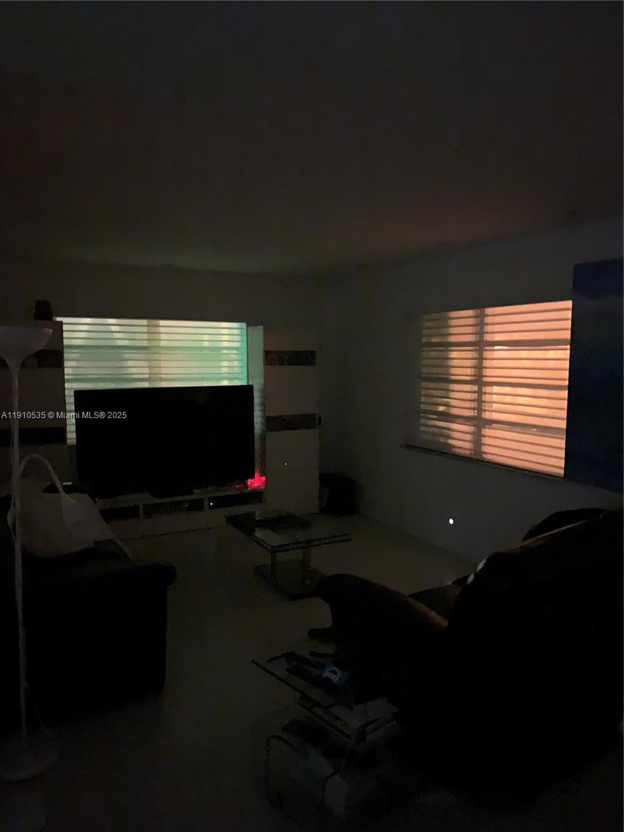 WESTCHESTER ARMS CO-OP - Residential