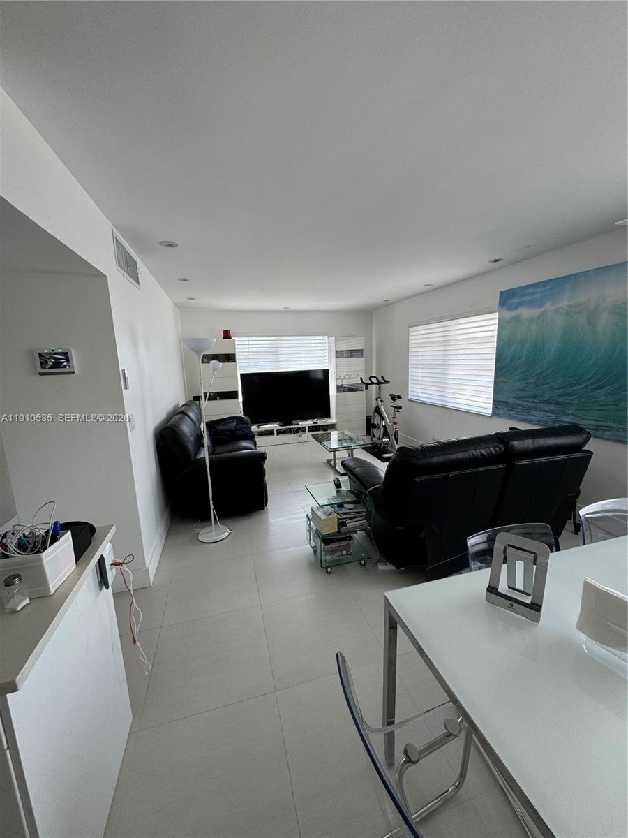 WESTCHESTER ARMS CO-OP - Residential