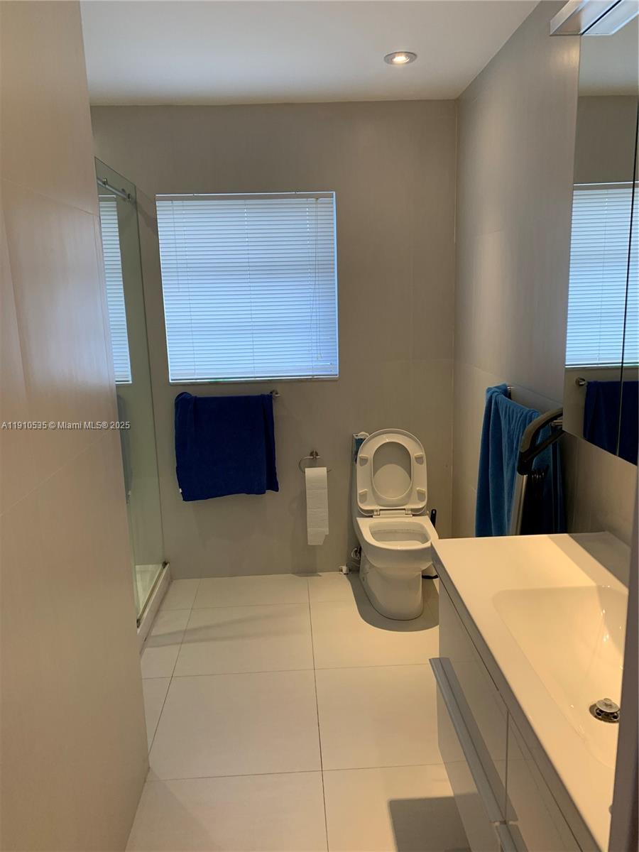 WESTCHESTER ARMS CO-OP - Residential