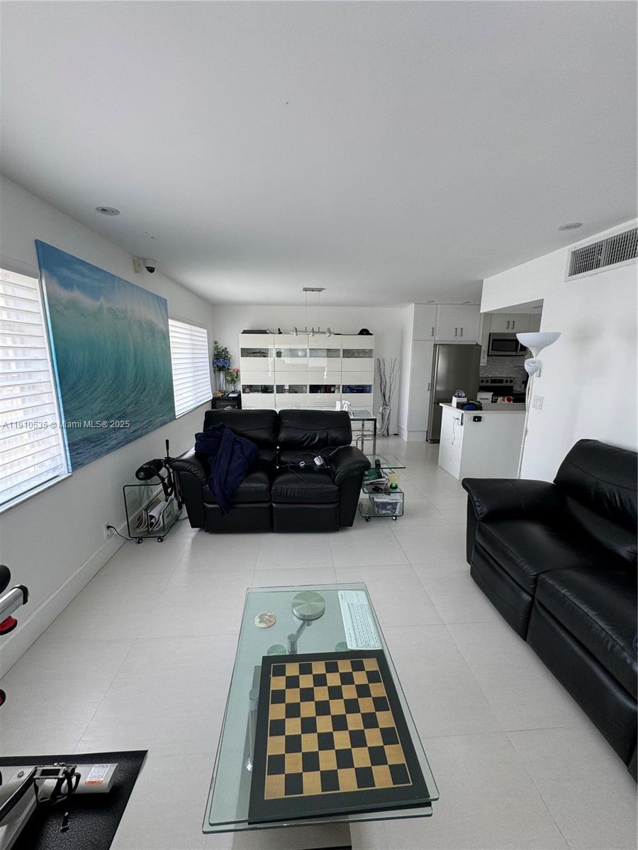 WESTCHESTER ARMS CO-OP - Residential