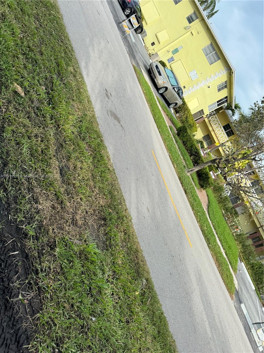 WESTCHESTER ARMS CO-OP - Residential