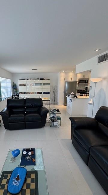 WESTCHESTER ARMS CO-OP - Residential