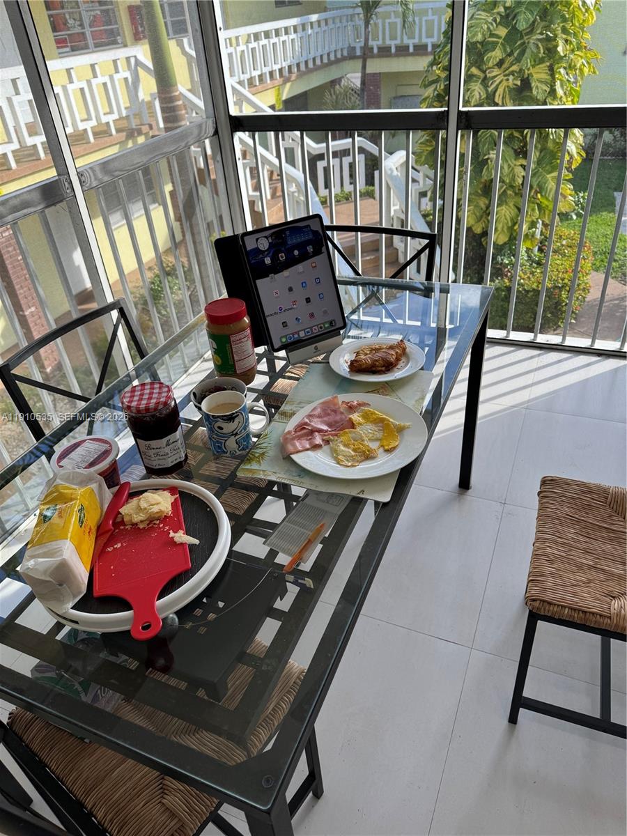 WESTCHESTER ARMS CO-OP - Residential