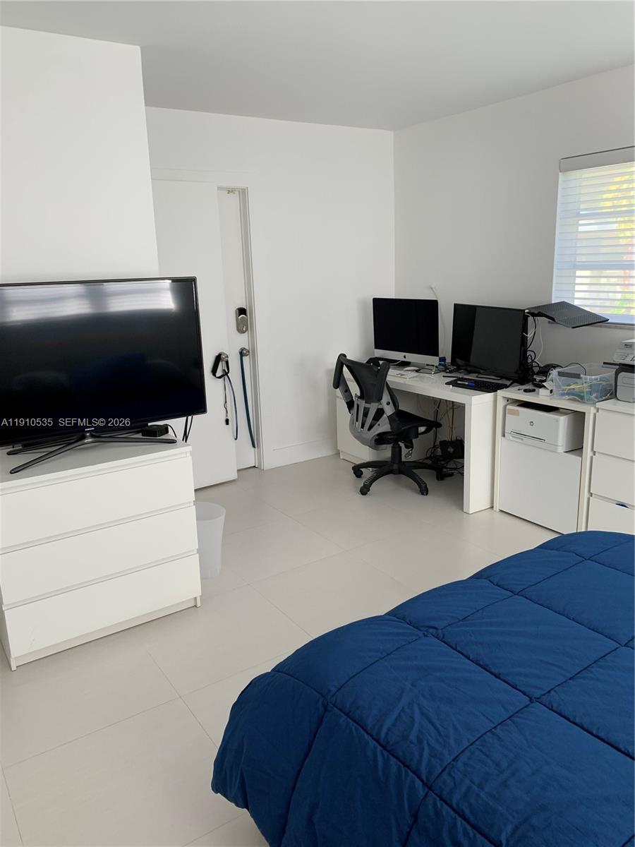 WESTCHESTER ARMS CO-OP - Residential