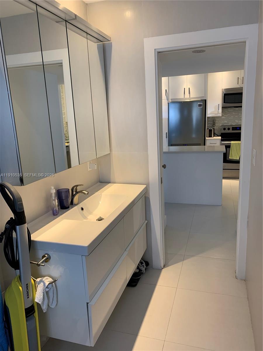 WESTCHESTER ARMS CO-OP - Residential