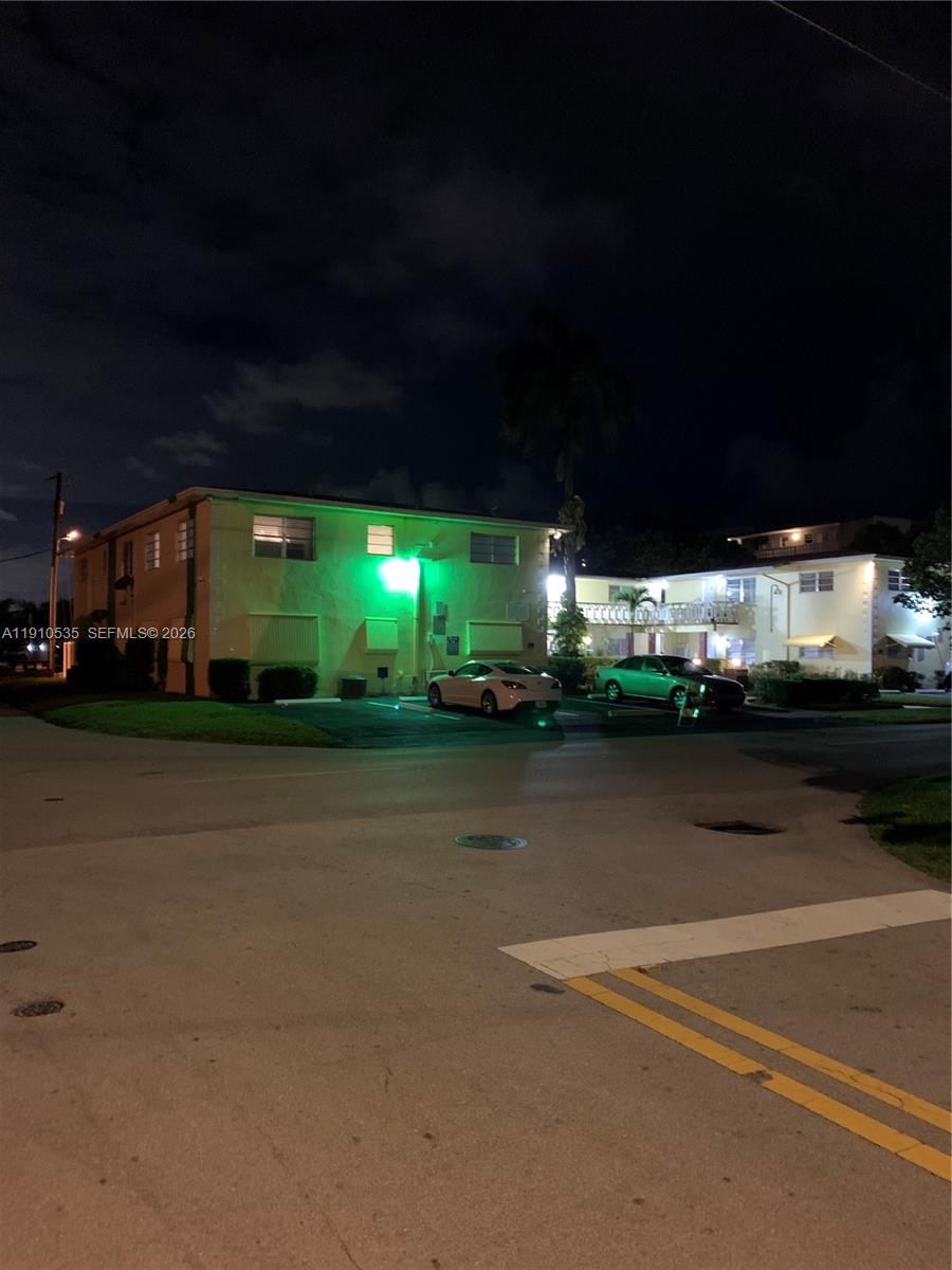 WESTCHESTER ARMS CO-OP - Residential