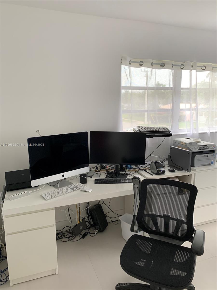 WESTCHESTER ARMS CO-OP - Residential