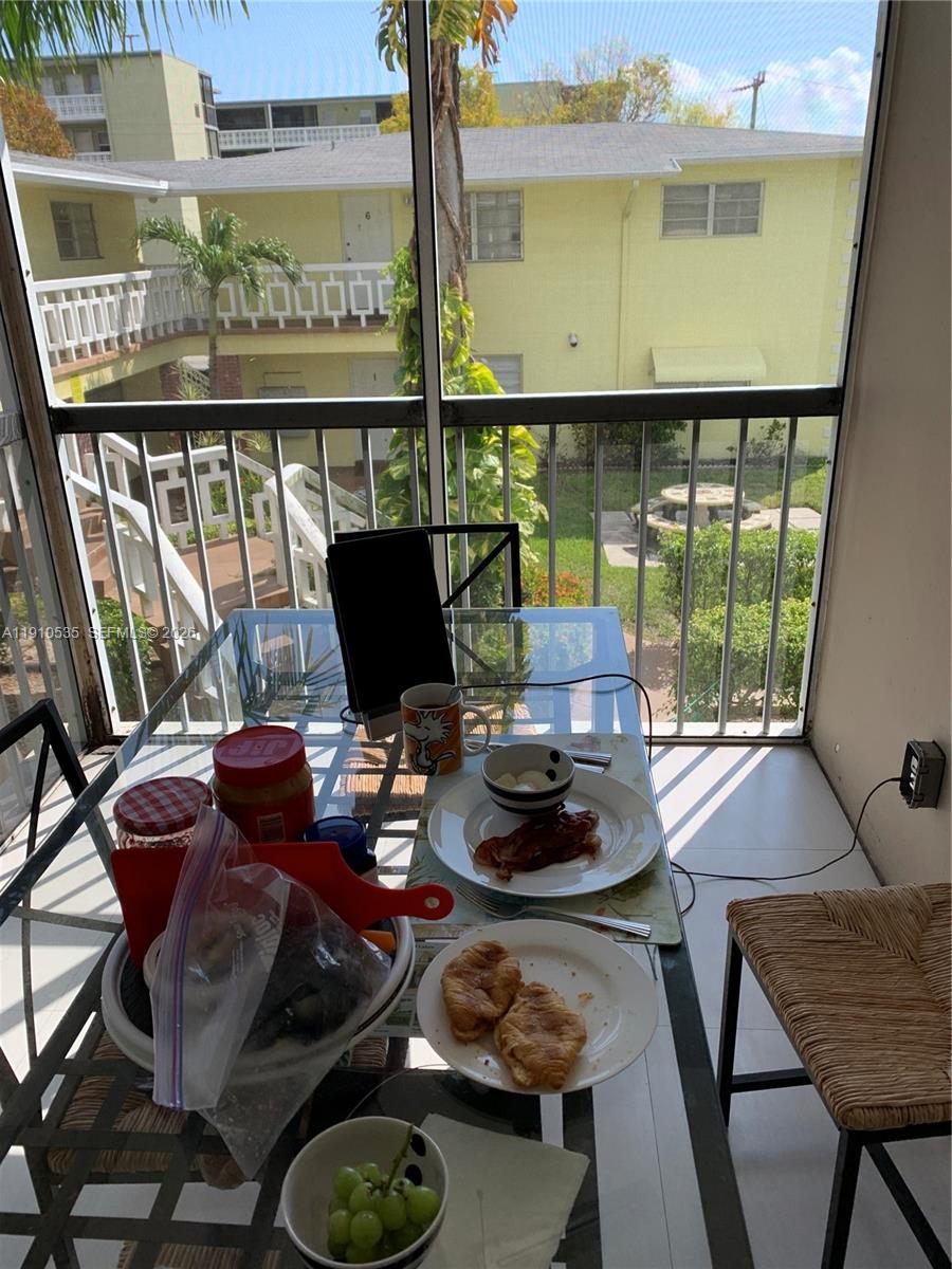 WESTCHESTER ARMS CO-OP - Residential