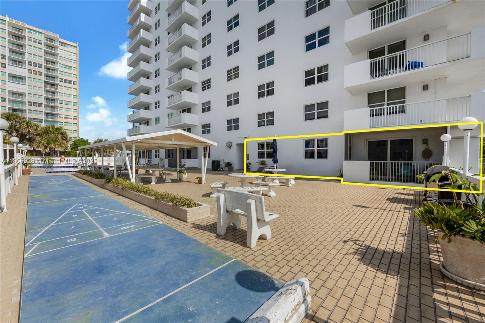 CAMBRIDGE TOWERS CONDO - Residential