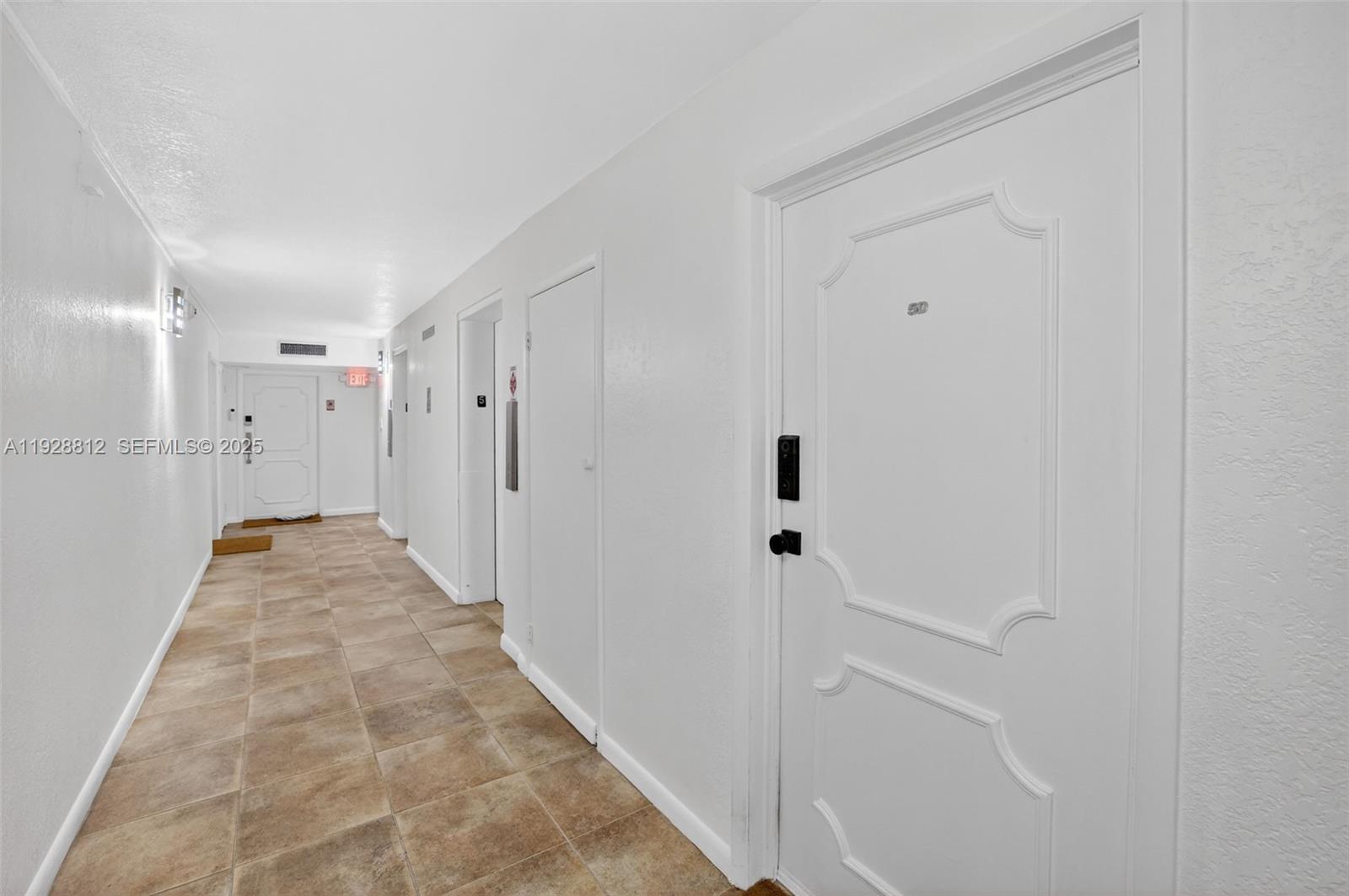 COLONY BAY HARBOR APTS CO - Residential