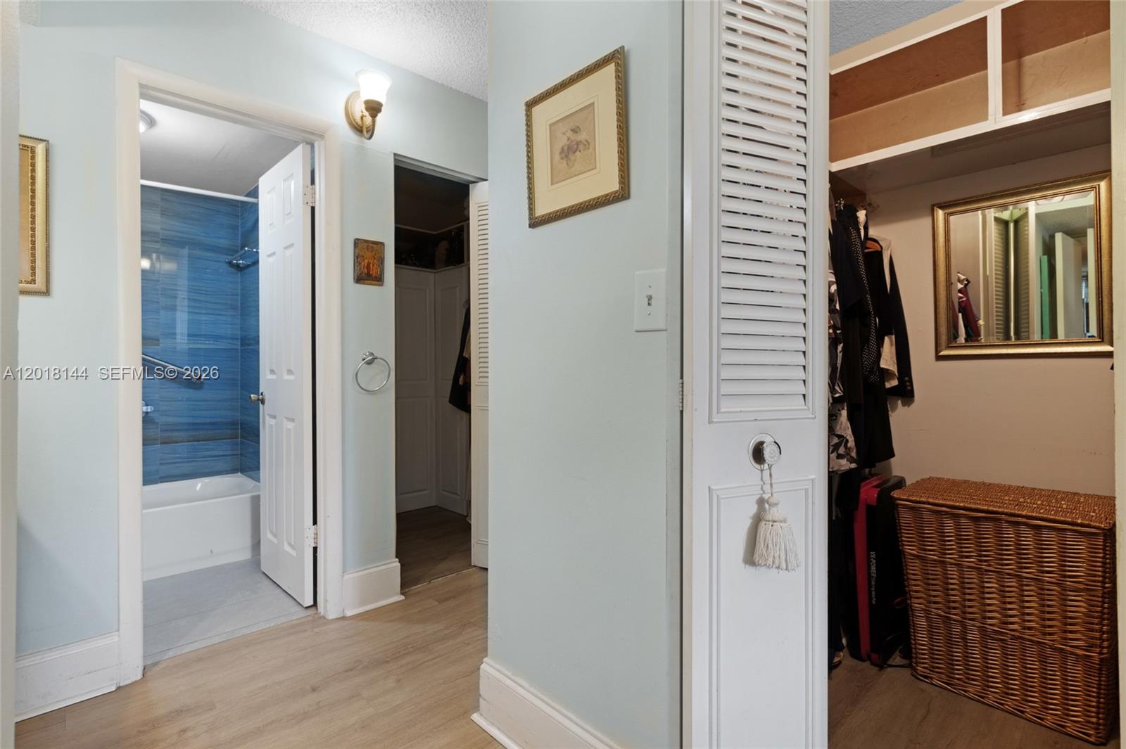 SOVEREIGNS CONDO - Residential