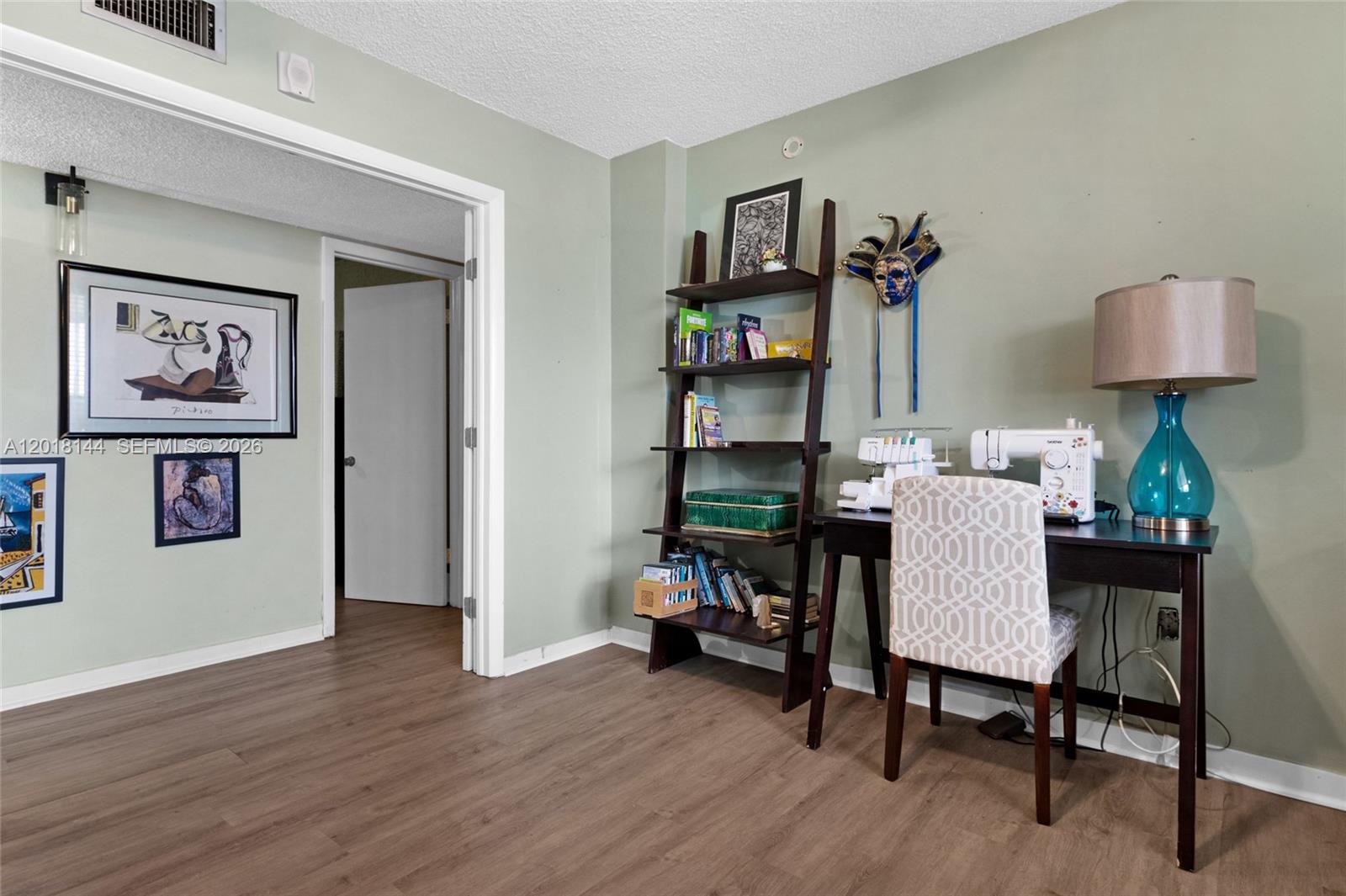 SOVEREIGNS CONDO - Residential